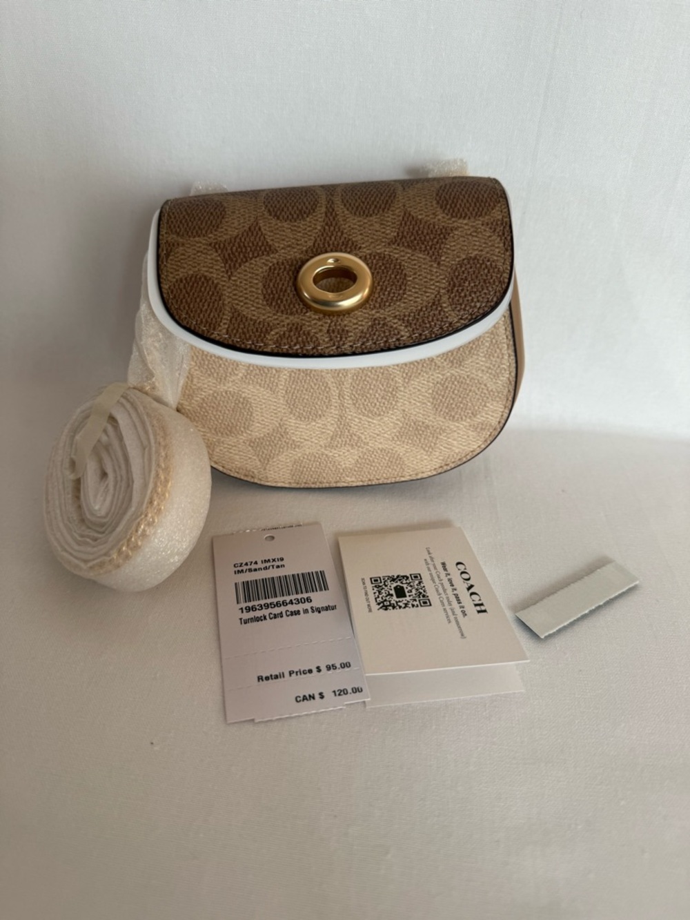 Price is firm NWT Coach Turnlock Card Case Blocked Canvas mini crossbody CZ474 - Picture 4 of 4